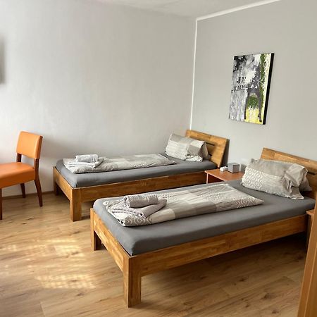 Roccos Raum Hotel Kapfenberg Buitenkant foto