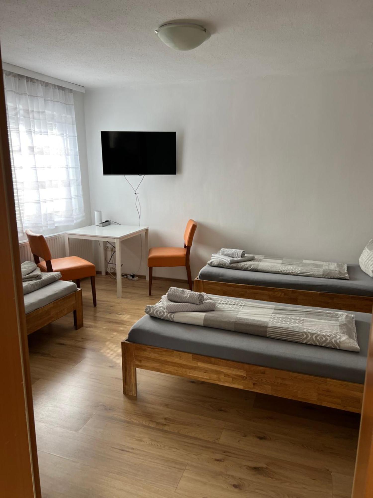 Roccos Raum Hotel Kapfenberg Buitenkant foto