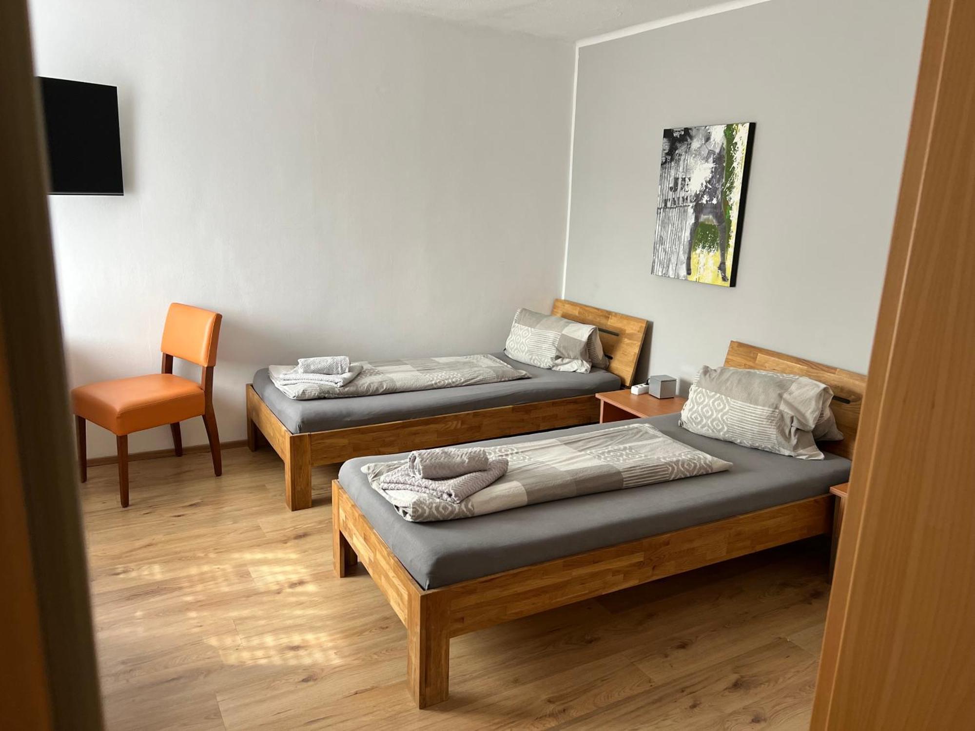 Roccos Raum Hotel Kapfenberg Buitenkant foto